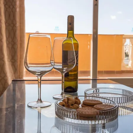 Malagasuite Ocean Views * Fuengirola